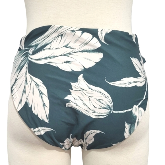 Seafolly Fleur de Bloom Wrap Front Bikini Bottom, Size 12 - Picture 4 of 6